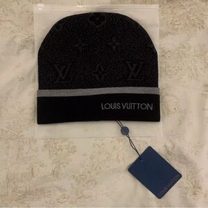 Louis Vuitton Charcoal and Light Gray Beanie